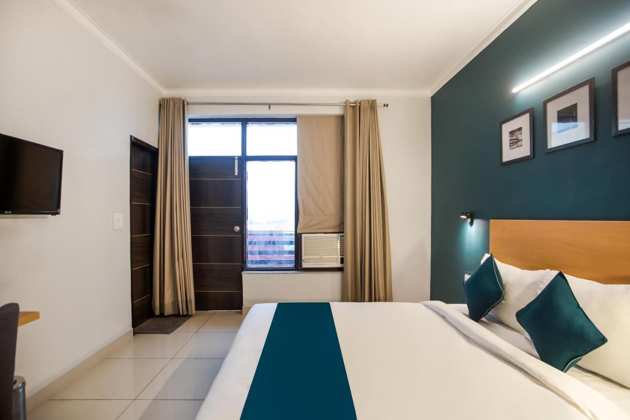 Silverkey Executive Stays 42933 Medanta Corporate Gurgaon Exterior photo